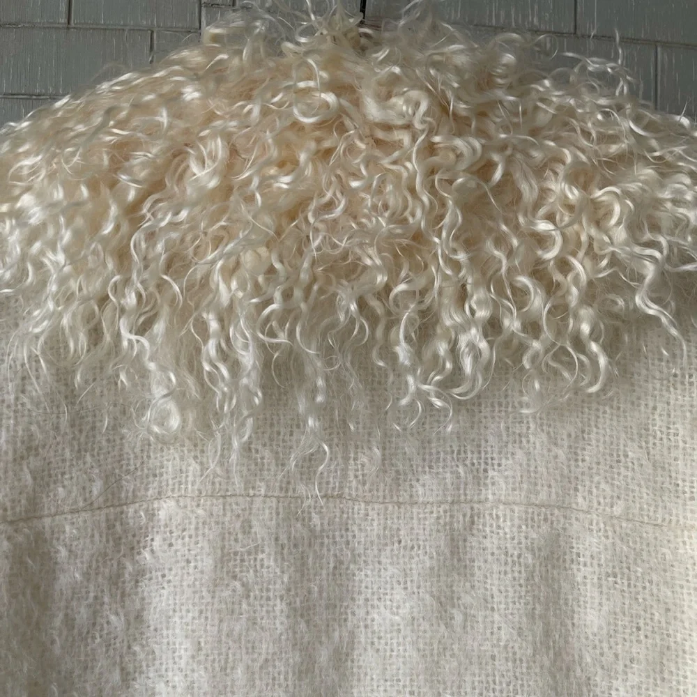 Fendi Women’s Vintage 1990’s Cream Mohair Coat with Kiddassia Collar & Trim - Picture 6 of 16